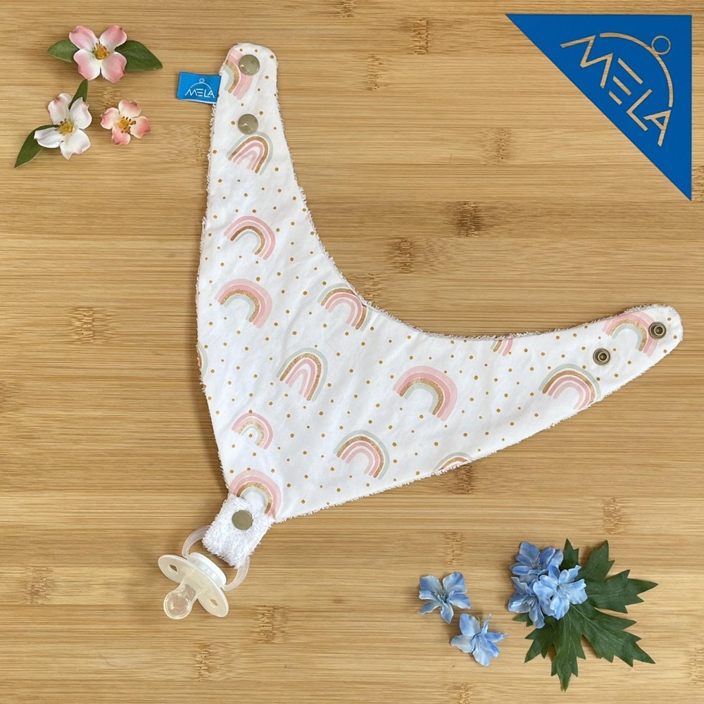 Latz mit Nuggi von MELA Handwerk
